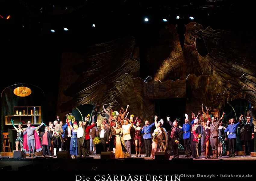 Die Csárdásfürstin – photograph by Oliver Donzyk, Fotokreuz Berlin