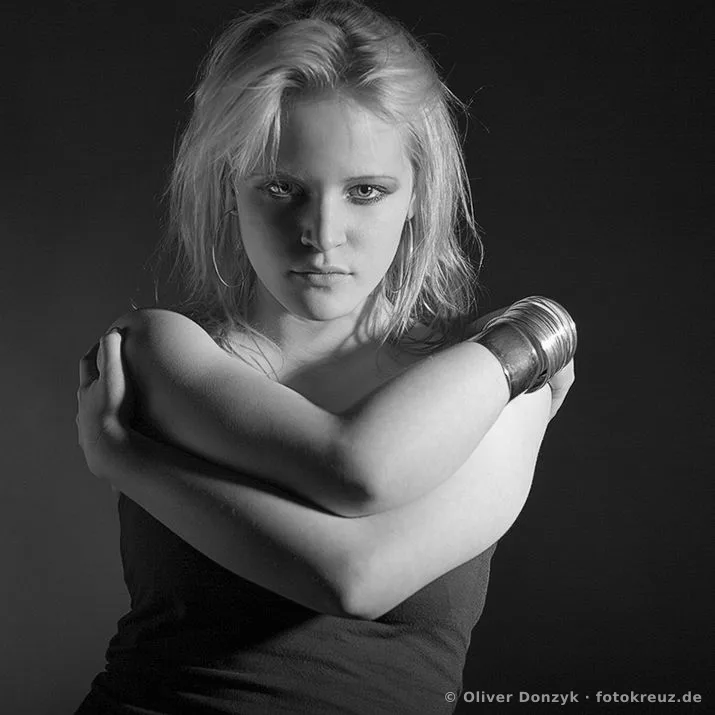 Schauspielerin Fiona Piekarek – Fotografie von Oliver Donzyk, Fotokreuz Berlin