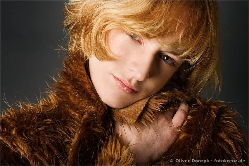 Schauspielerin Aline Straskowiak – Fotografie von Oliver Donzyk, Fotokreuz Berlin
