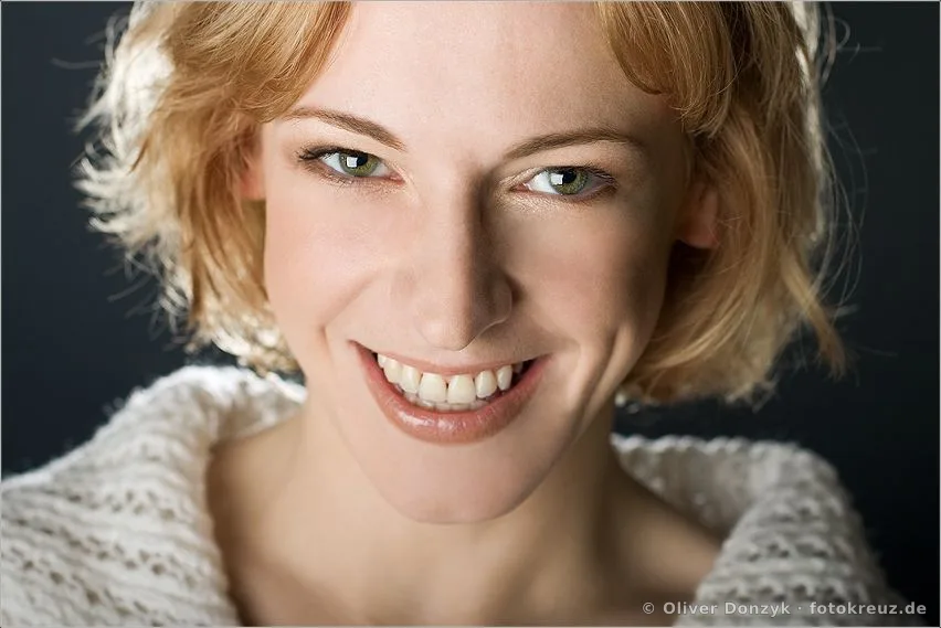 Schauspielerin Aline Straskowiak – Fotografie von Oliver Donzyk, Fotokreuz Berlin