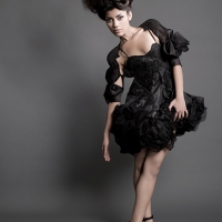 Model Mamira
