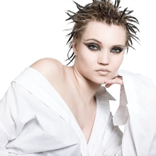 Model Manon