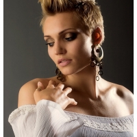 Model Manon
