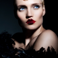 Model Manon